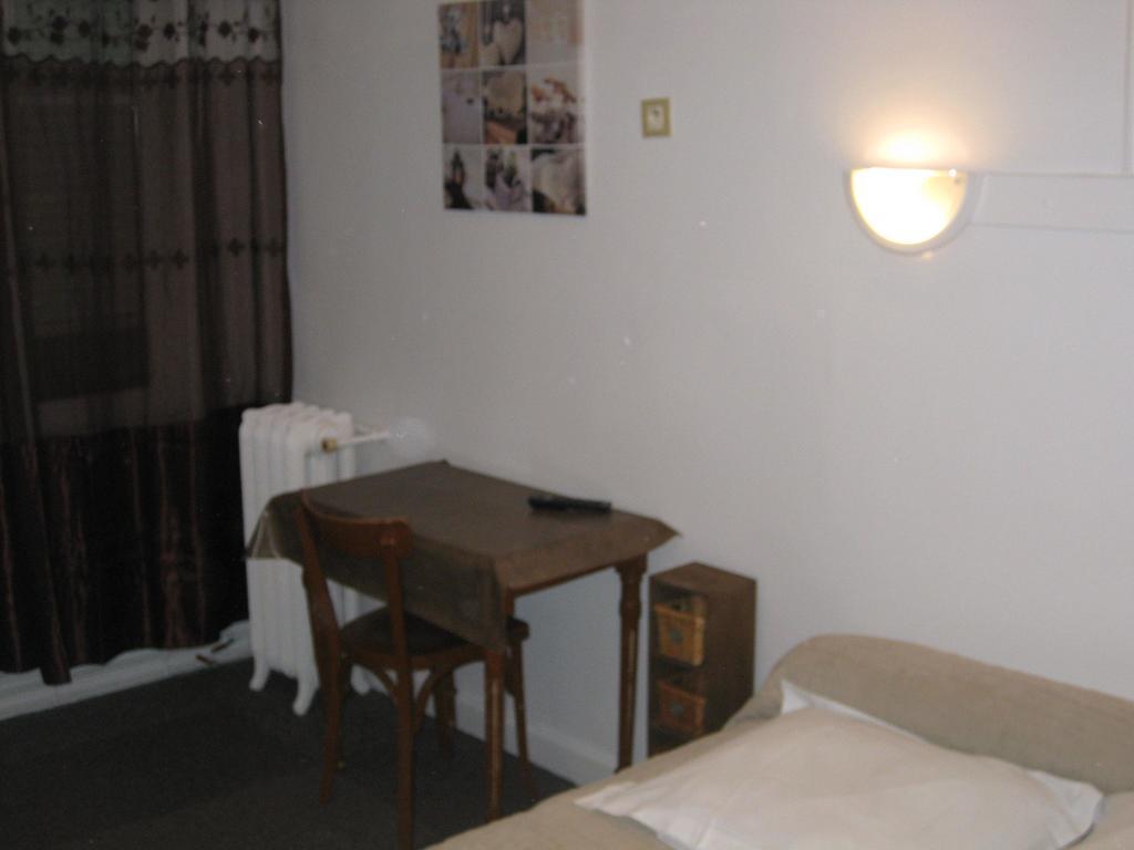Le Monopole Hotell Reims Rom bilde