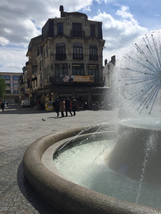 Le Monopole Hotell Reims Eksteriør bilde