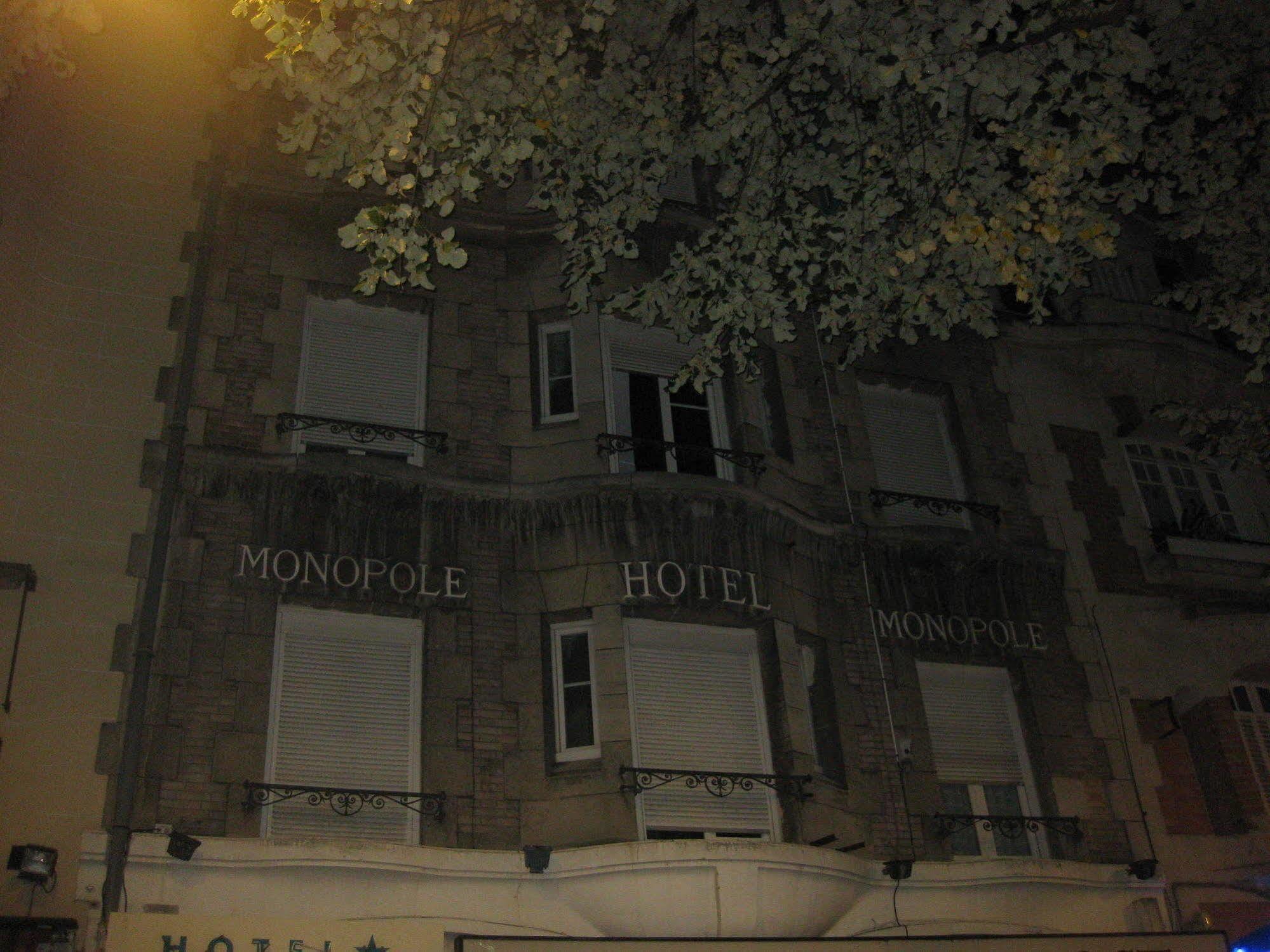 Le Monopole Hotell Reims Eksteriør bilde