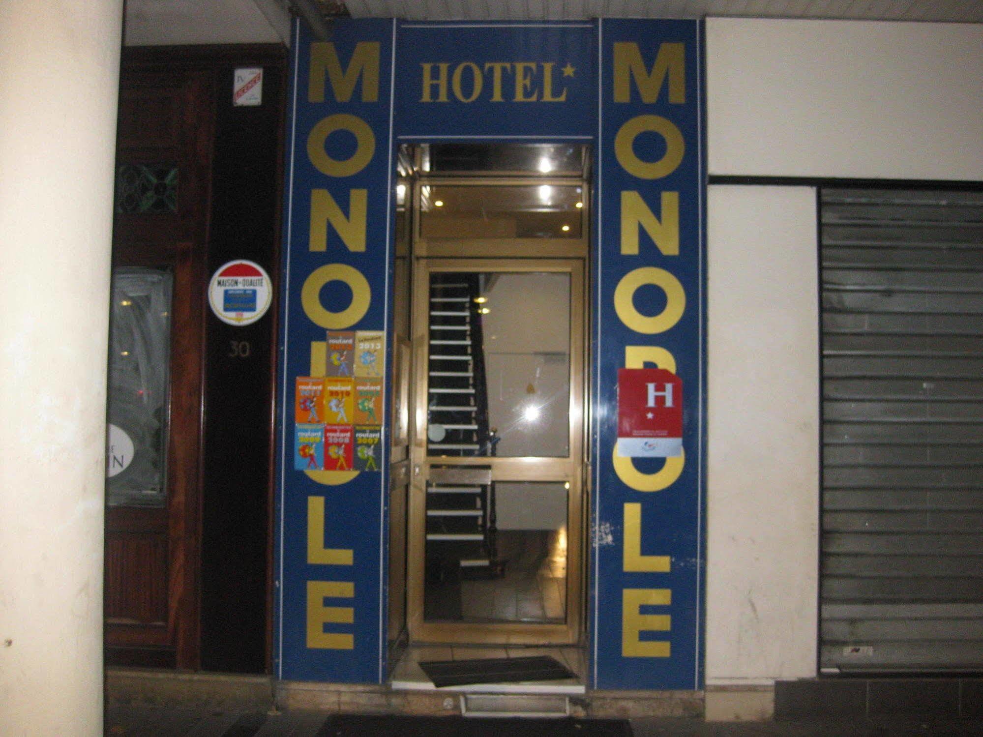 Le Monopole Hotell Reims Eksteriør bilde
